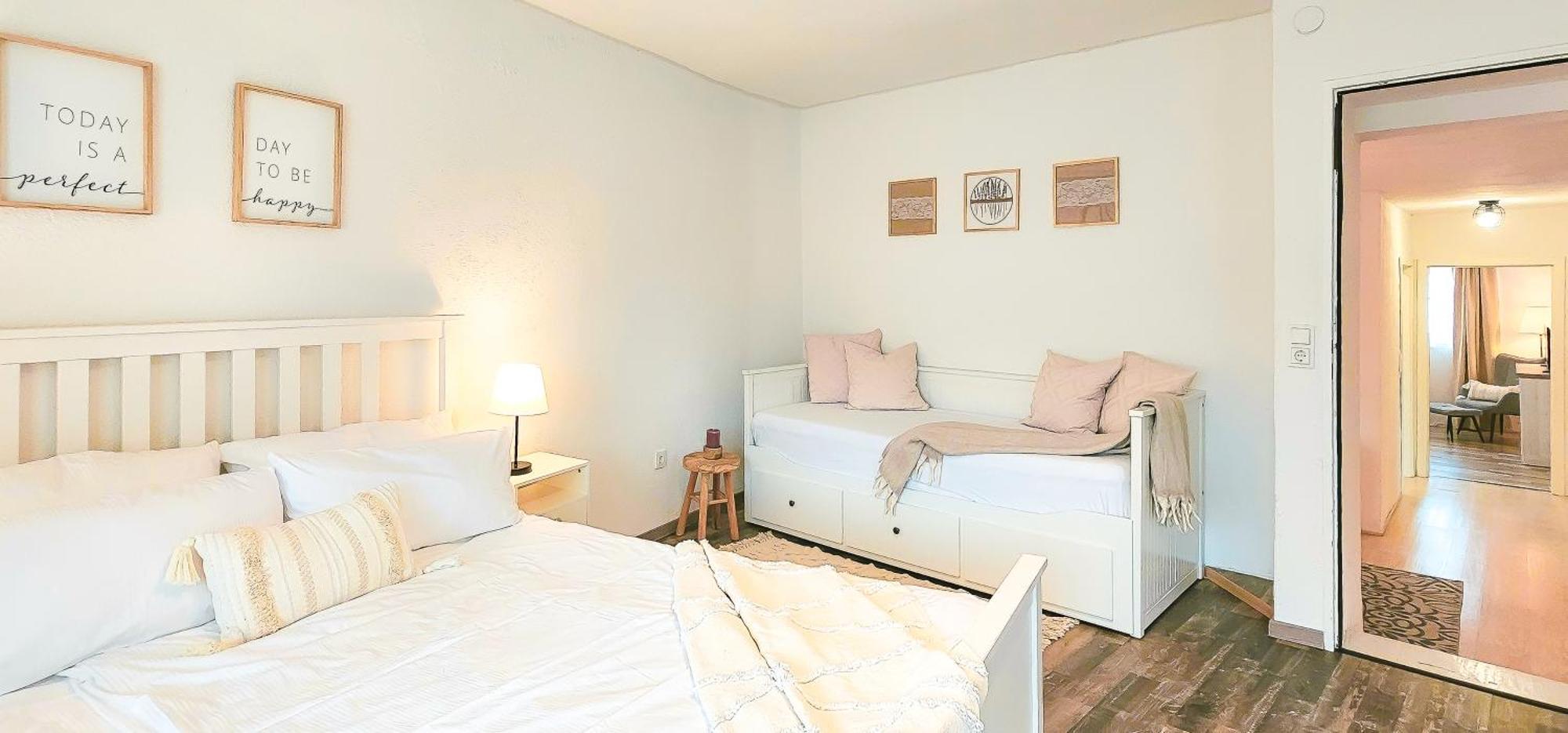 Apartment Suedwind - Beautiful Premium Apartment With 2 Bedrooms Near Rhine Falls & Zurich Airport In Klettgau Weisweil  외부 사진